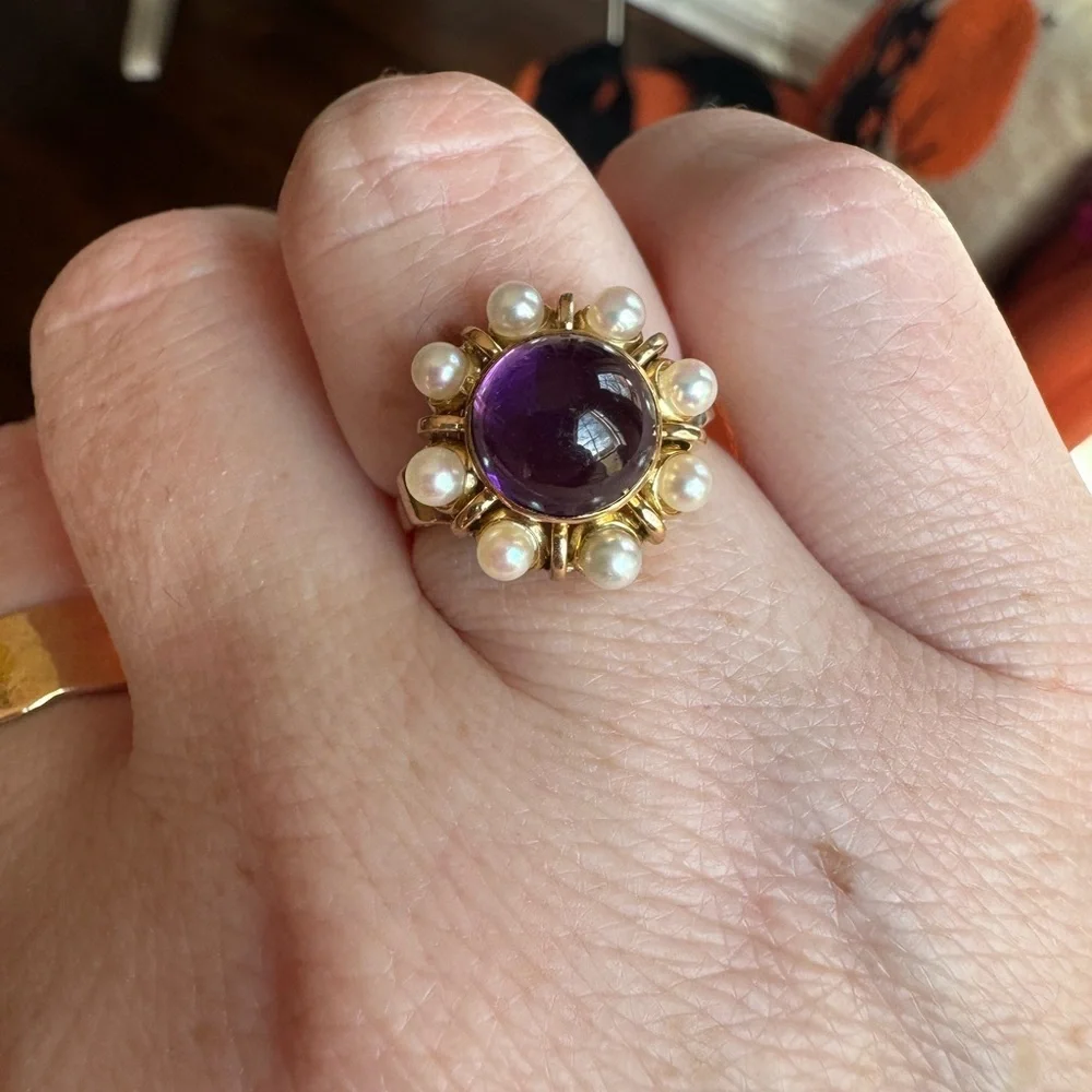 Amethyst Cabochon & Pearl 14k Gold Ring